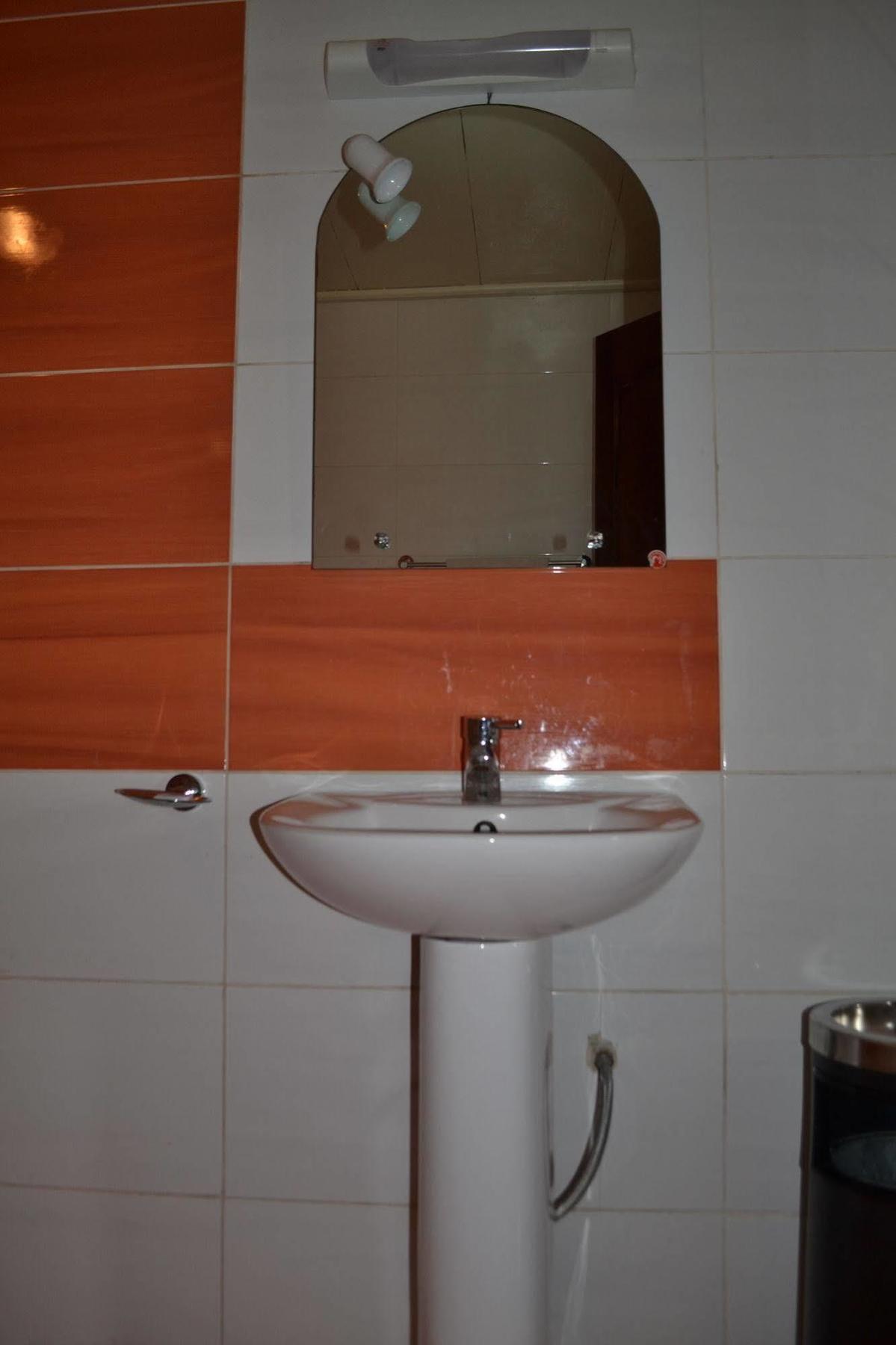 Hotel Lumiere Akwa Douala Exterior photo
