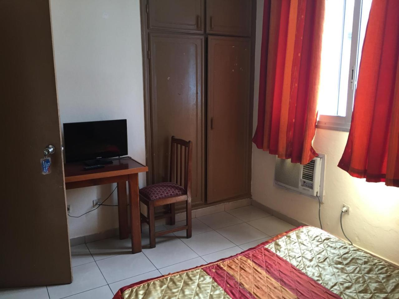 Hotel Lumiere Akwa Douala Exterior photo